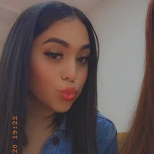 Meet your Posher, Valentina